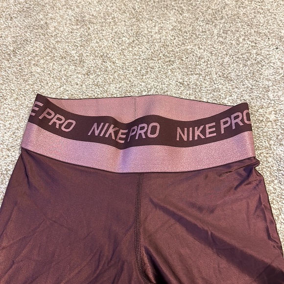Nike Pro Hypercool Leggings Size M - Picture 2 of 5